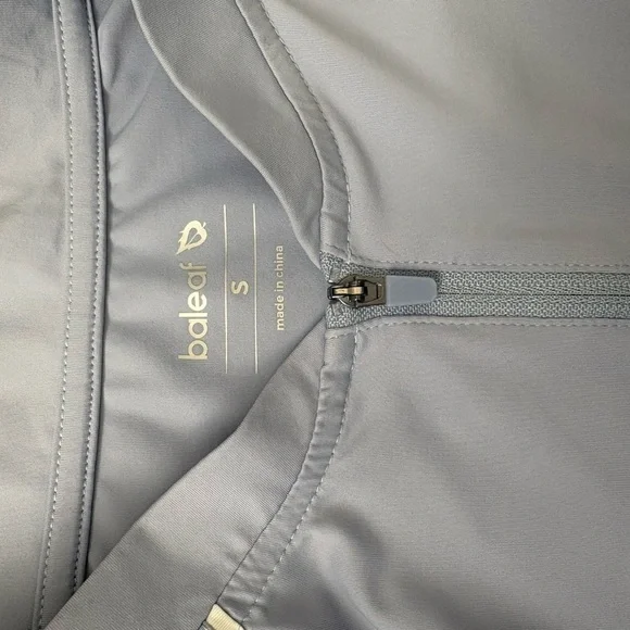 Baleaf Light Blue Top - Picture 2 of 4